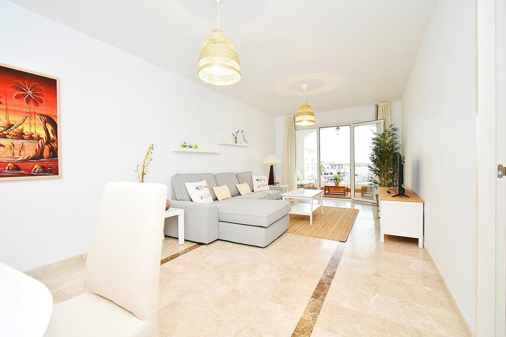 Expoholidays - Puerto Deportivo La Goleta Apartament *