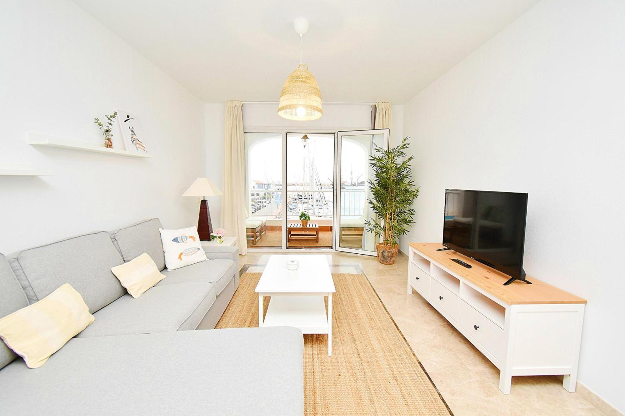Expoholidays - Puerto Deportivo La Goleta Apartment *