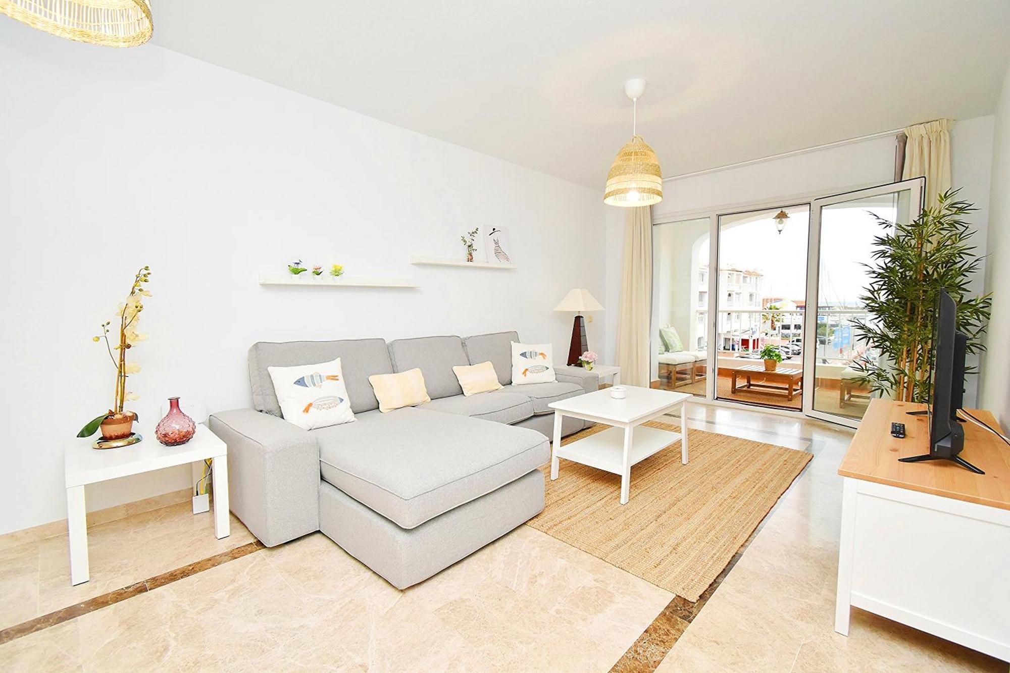 Expoholidays - Puerto Deportivo La Goleta Apartment
