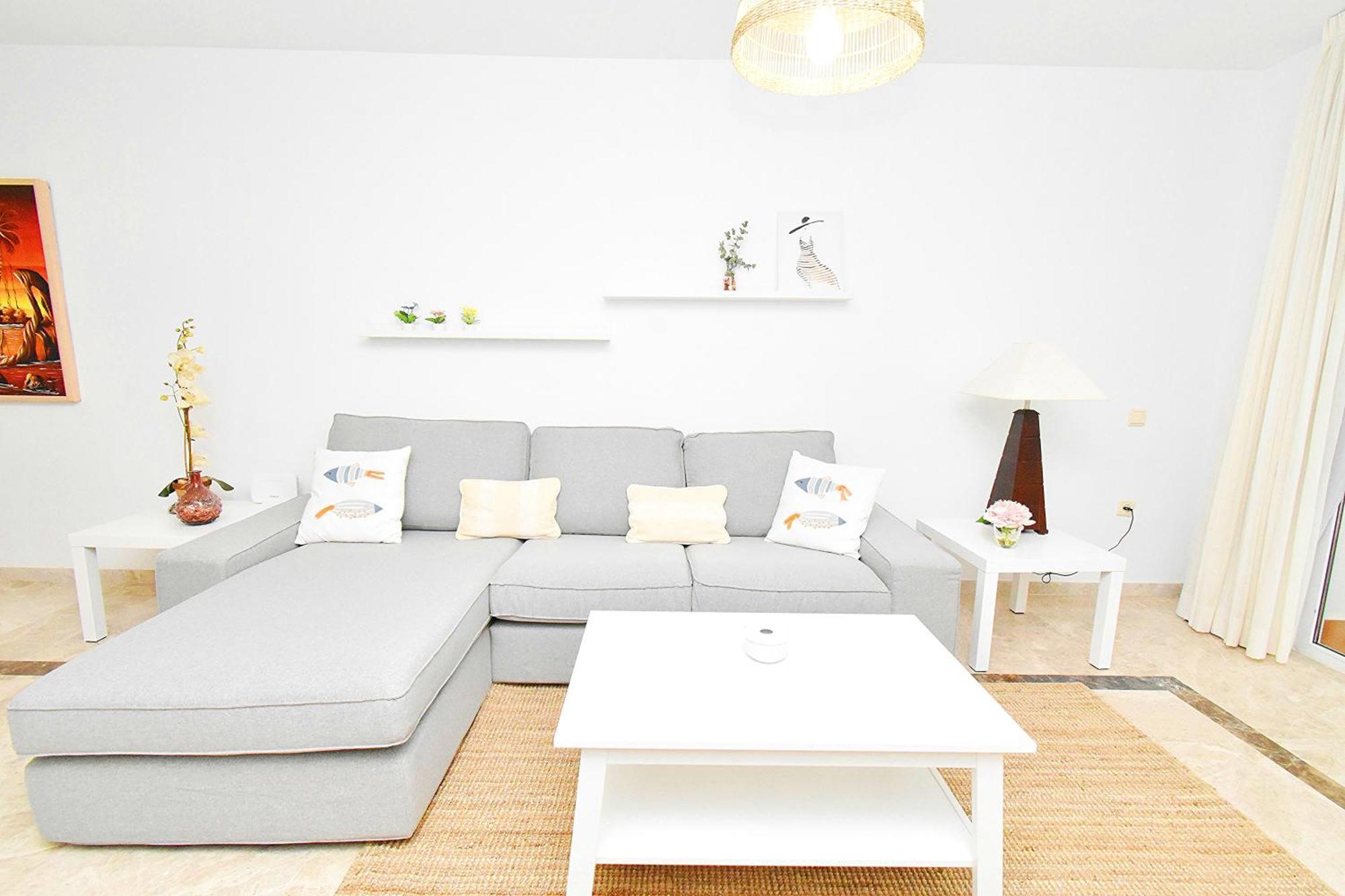 Expoholidays - Puerto Deportivo La Goleta Apartment *