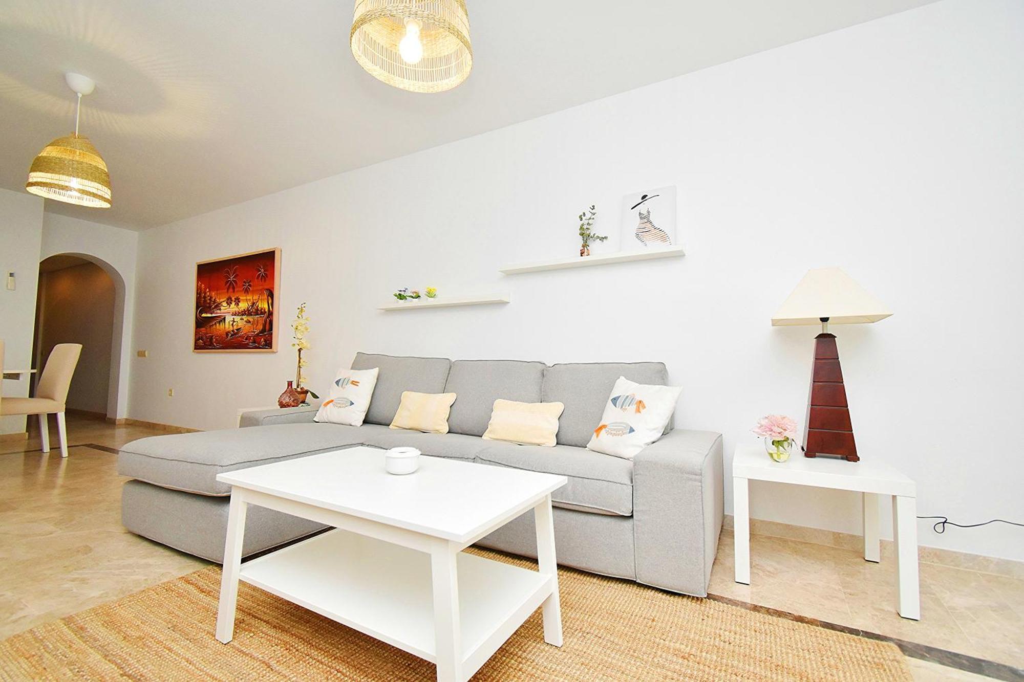 Expoholidays - Puerto Deportivo La Goleta Apartment *